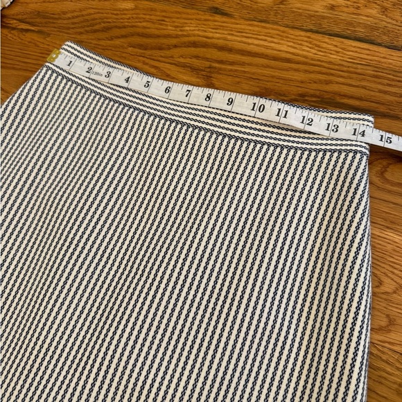 Theory Blue and White Striped Mini Skirt Size 6 - Picture 11 of 12
